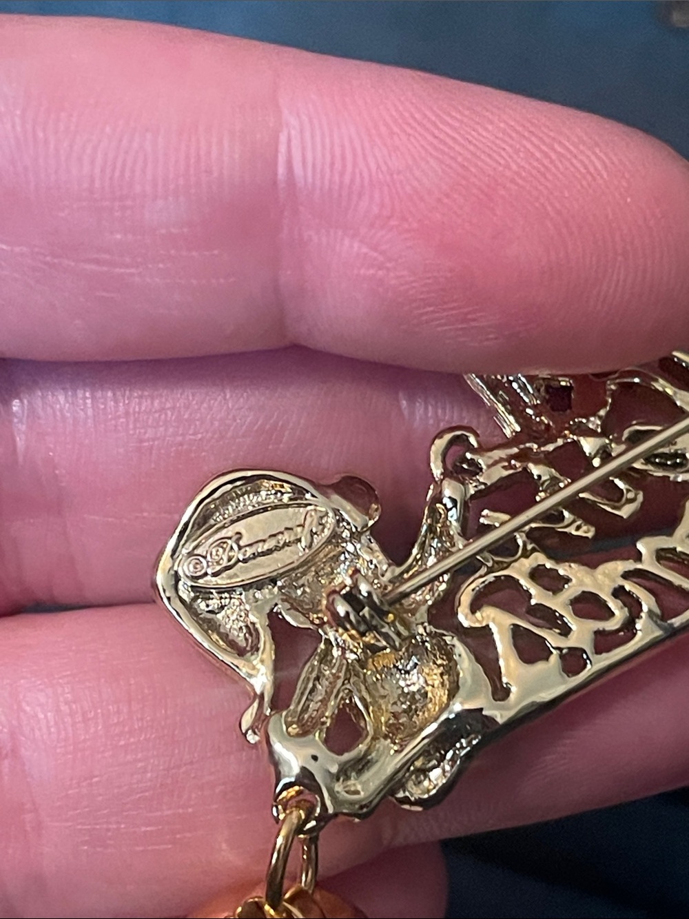 Vintage Danecraft “Merry Christmas” Gold-Tone Rhinestone Teddy Bear Bell Brooch - Picture 6 of 6